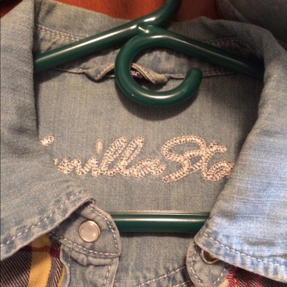 Vanilla star ⭐️ plaid & denim shirt - Picture 8 of 8